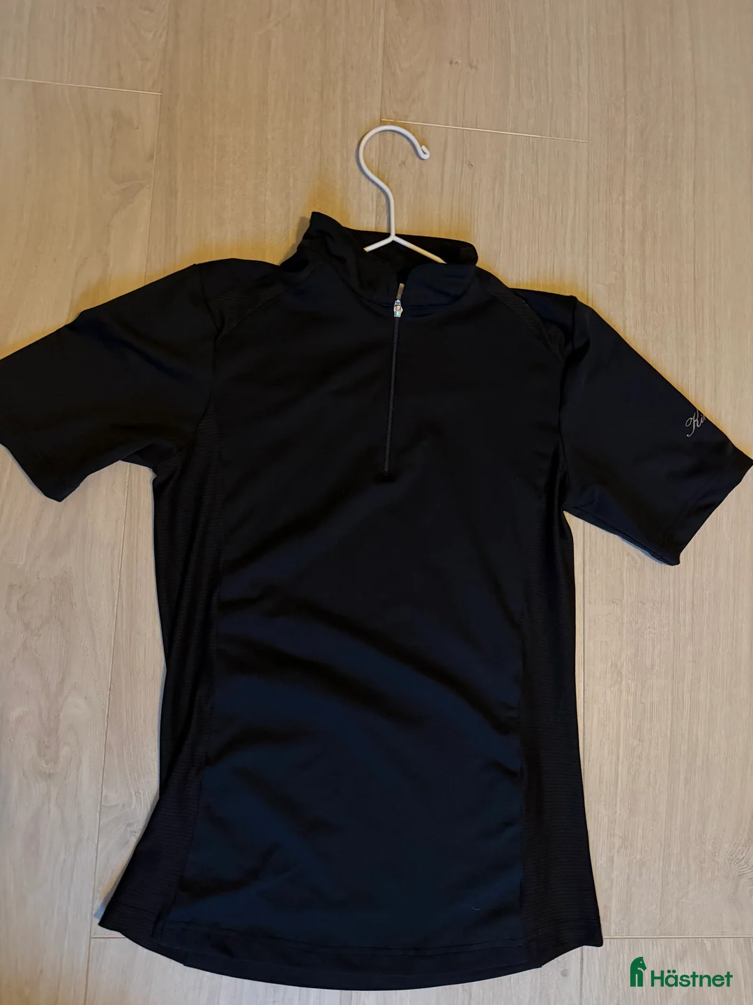 Övrigt Ridkläder ryttarutrustning till salu: Kingston ridtröja - Annons 1