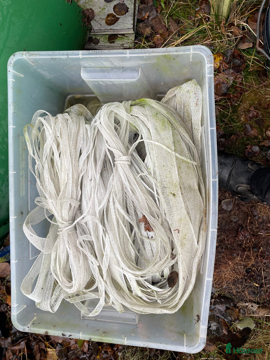 Stallinredning, stängsel & gård övrig utrustning till salu: Stängselstolpar Equisafe 180cm + elband + tråd mm i Svenshögen - Annons 4