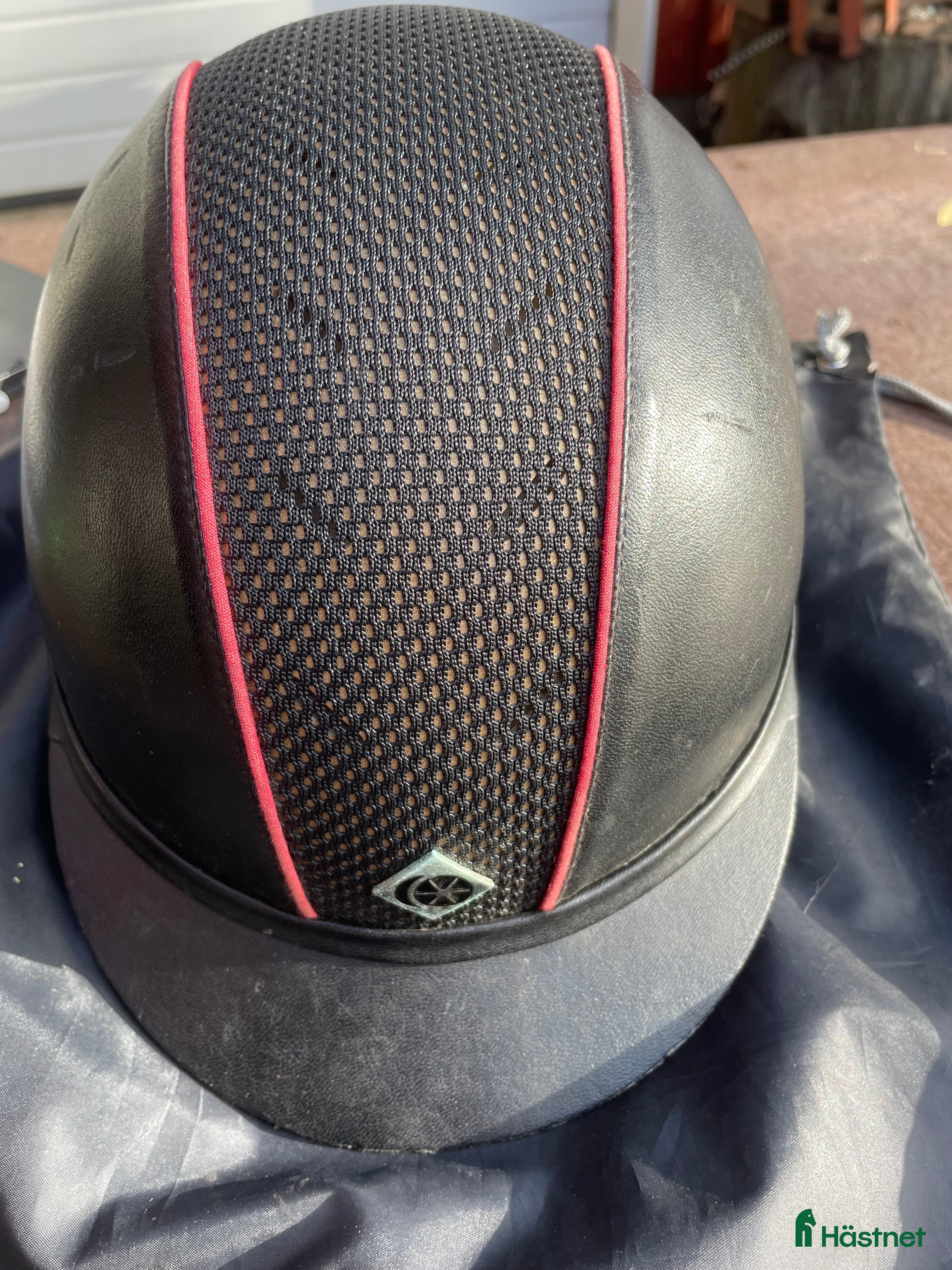 Hjälmar ryttarutrustning till salu: Charles Owen  i Rödeby - Annons 8