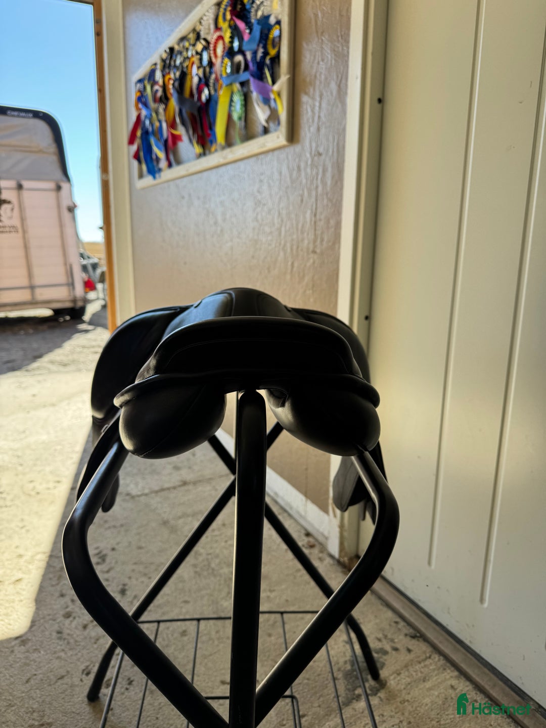 Sadlar hästutrustning till salu: Knights sir Walter  i Skivarp - Annons 2