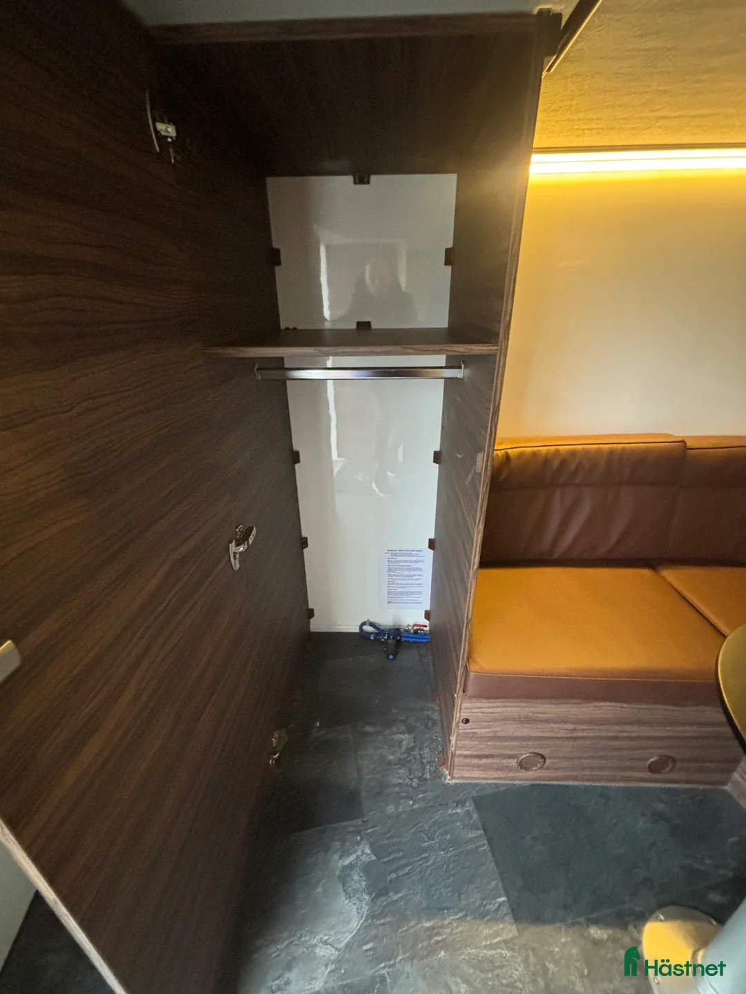 Hästtransporter  fordon & transport till salu: RJH Trailer 3-hästar med bodel i Mariefred - Annons 9