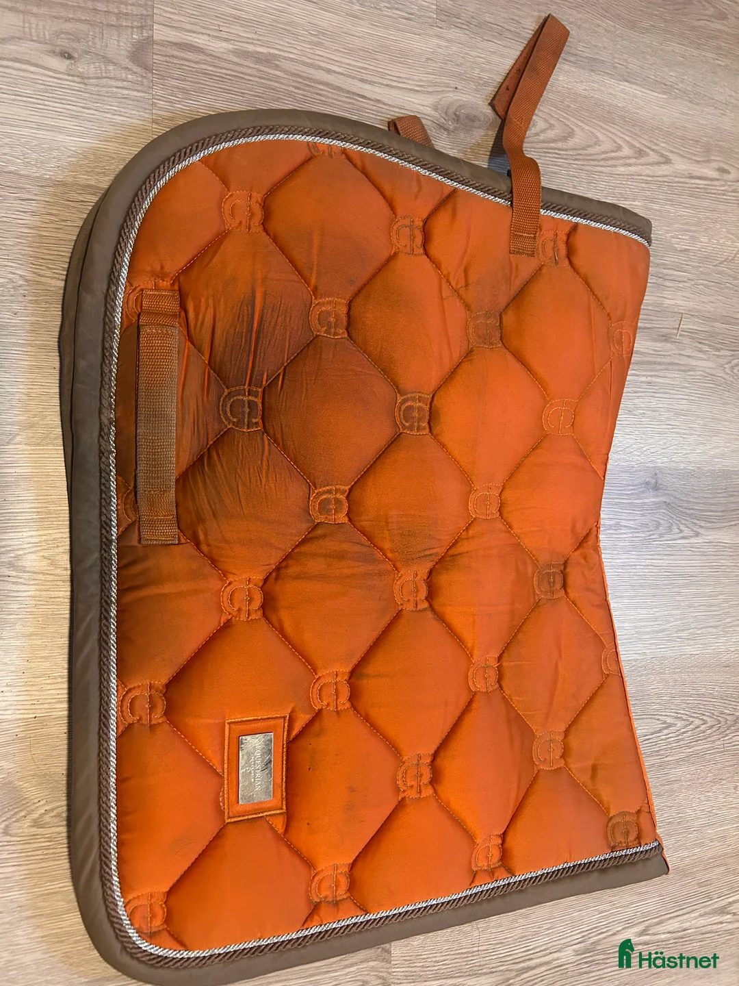 Schabrak & Vojlockar hästutrustning till salu: tävlingsschabrak i Tingsryd - Annons 3