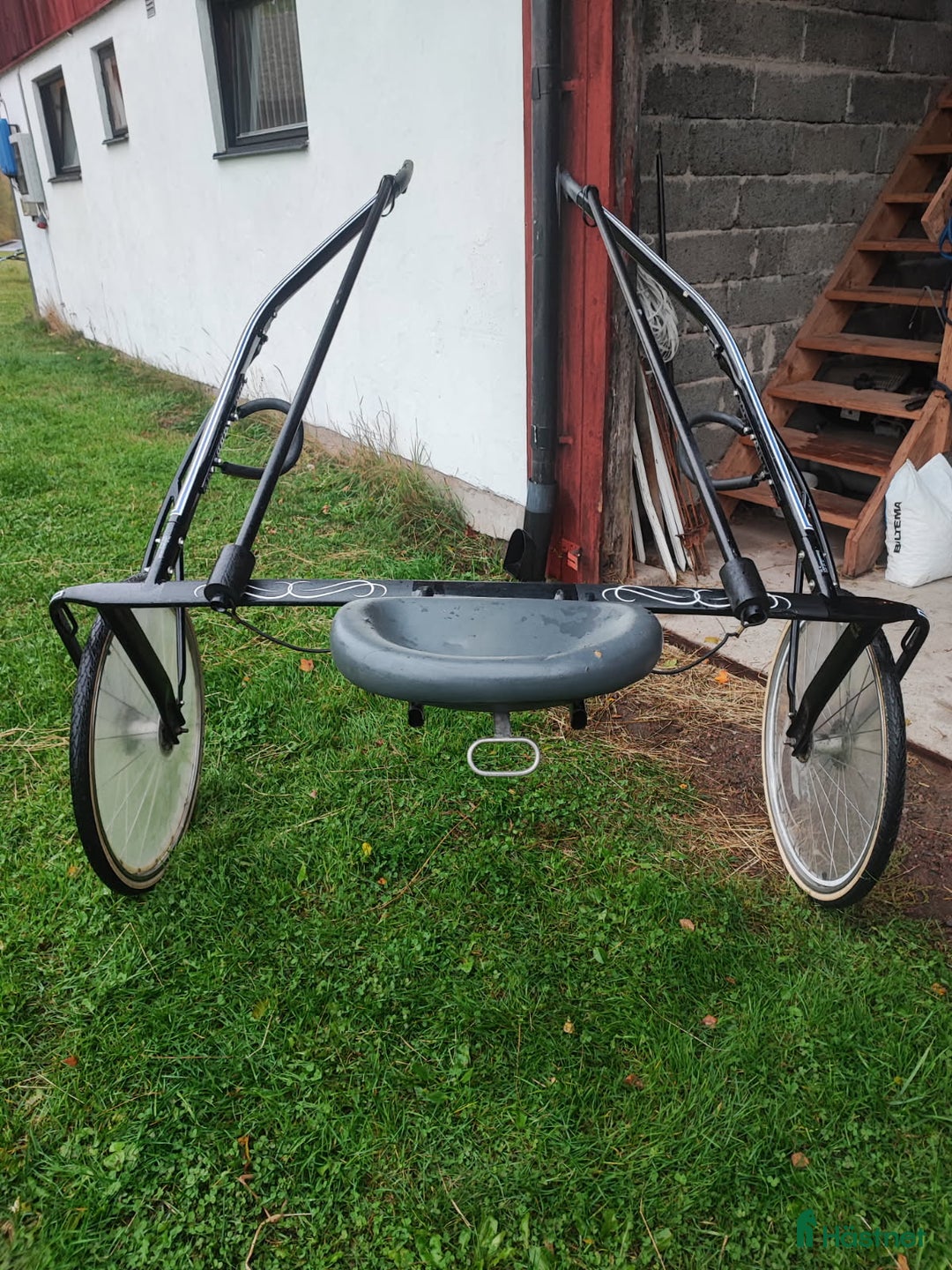 Travsulkys trav till salu: Sulky i Gullspång - Annons 3