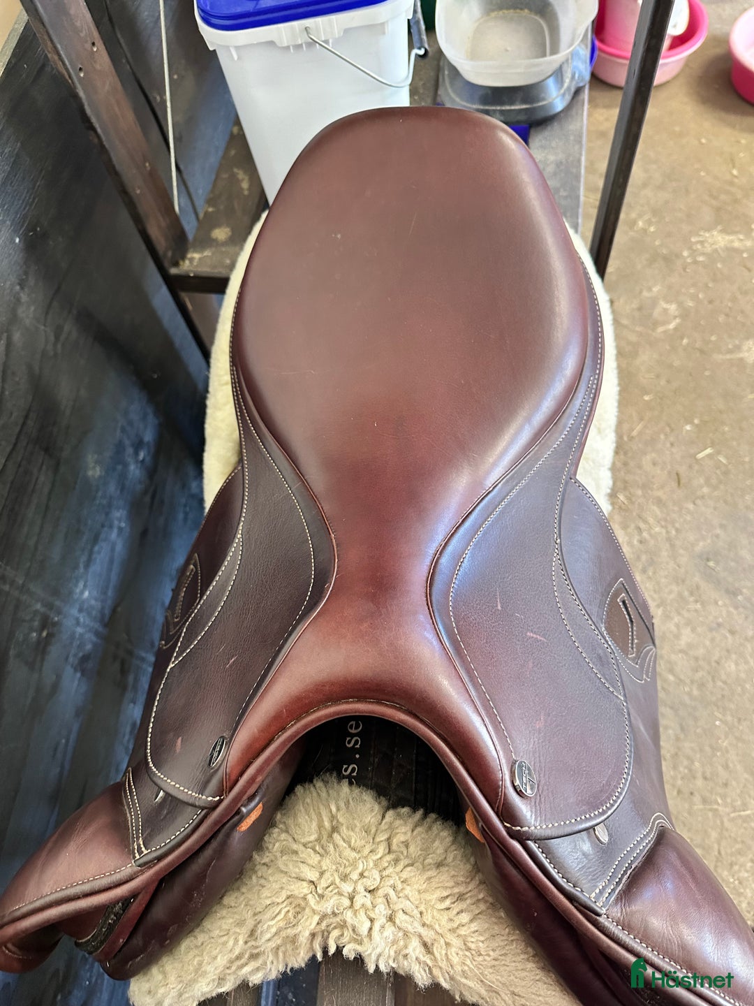 Sadlar hästutrustning till salu: Tech 1 hoppsadel nästintill ny  i Vintrosa - Annons 5