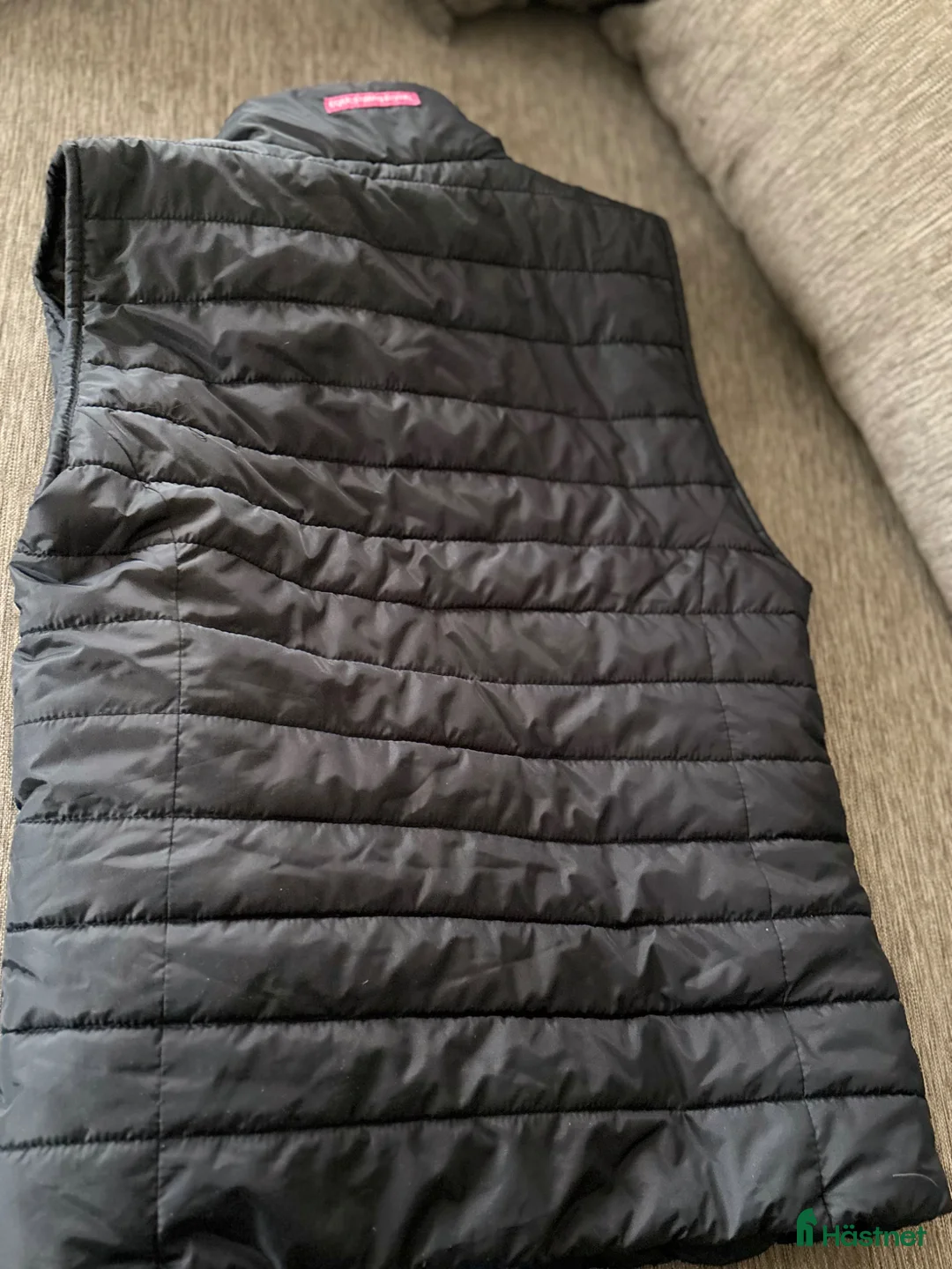 Jackor & Kavajer ryttarutrustning till salu: Svart väst - Annons 4