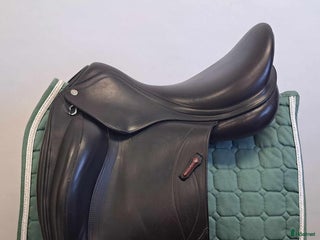 Sadlar hästutrustning till salu: Equipe Olympia 17 tum W i Färnäs - Annons 11