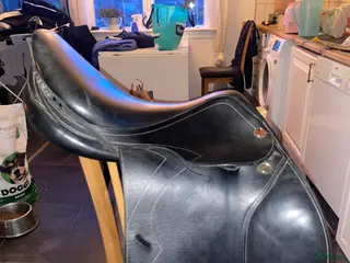 Sadlar hästutrustning Prestige hoppsadel - Annons 3