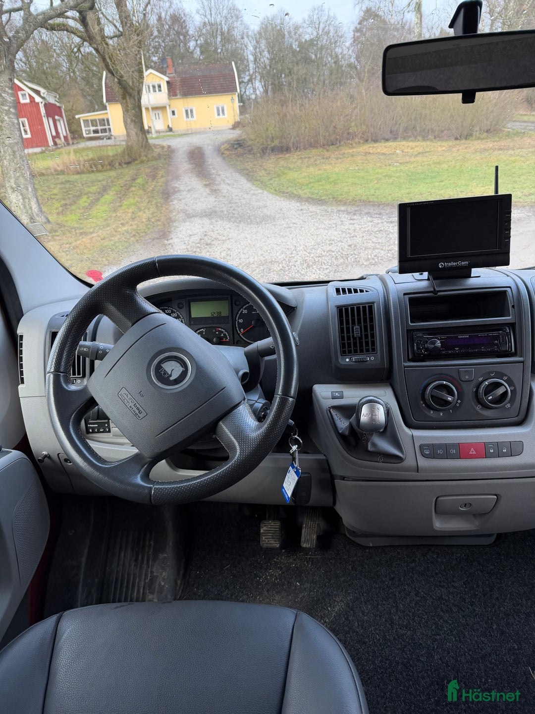 Hästlastbilar  fordon & transport till salu: Boj Hästlastbil med Bodel B-körkort  i Västerås - Annons 12