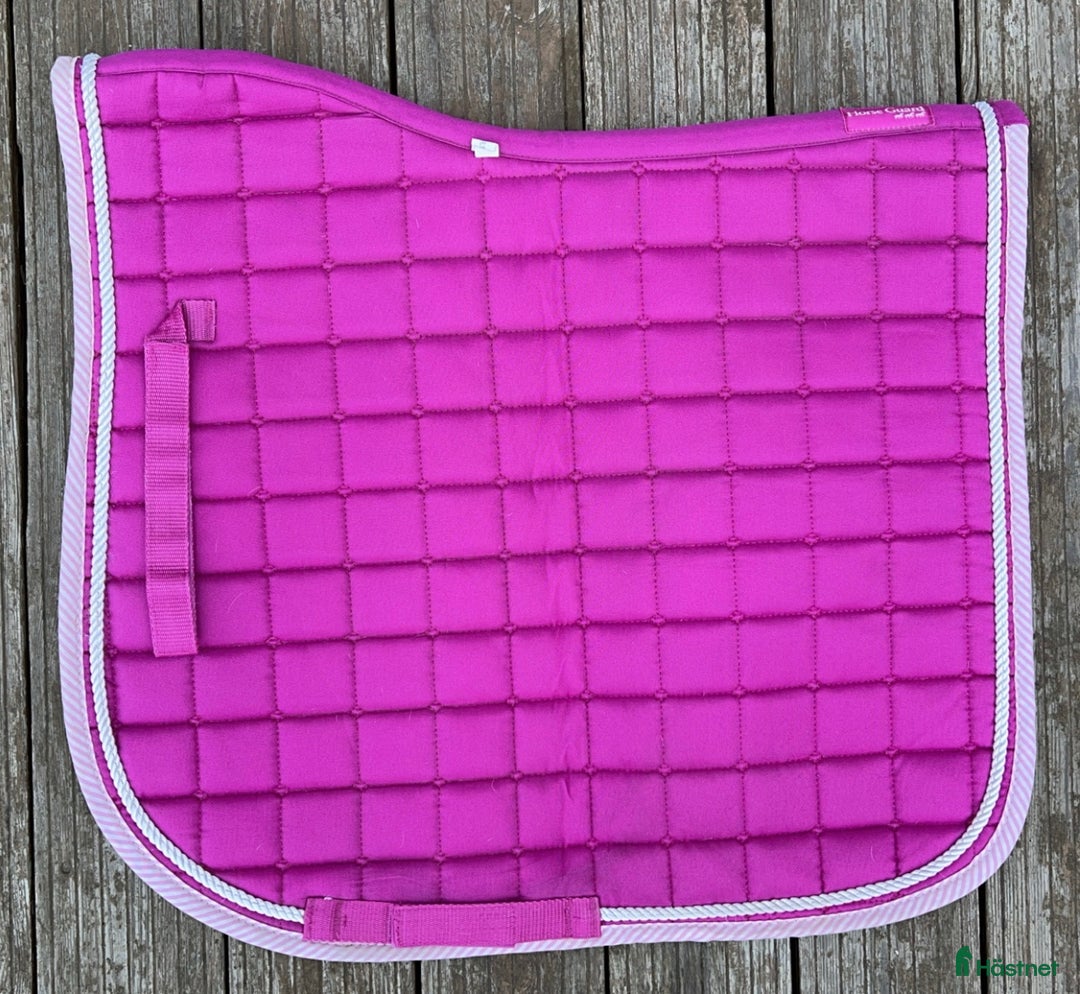 Schabrak & Vojlockar hästutrustning till salu: Rosa Horse Guard schabrak + lindor  i Vallentuna - Annons 2
