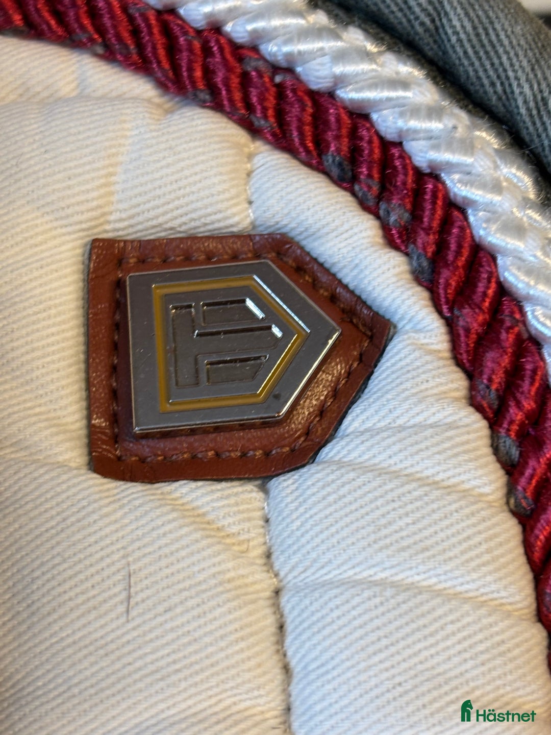 Schabrak & Vojlockar hästutrustning till salu: 10 schabrak säljes tillsammans  i Brottby - Annons 3