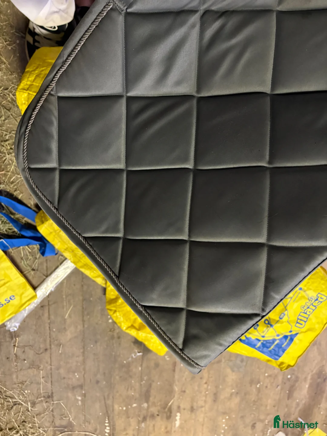 Schabrak & Vojlockar hästutrustning till salu: Schabrak🌸 - Annons 2