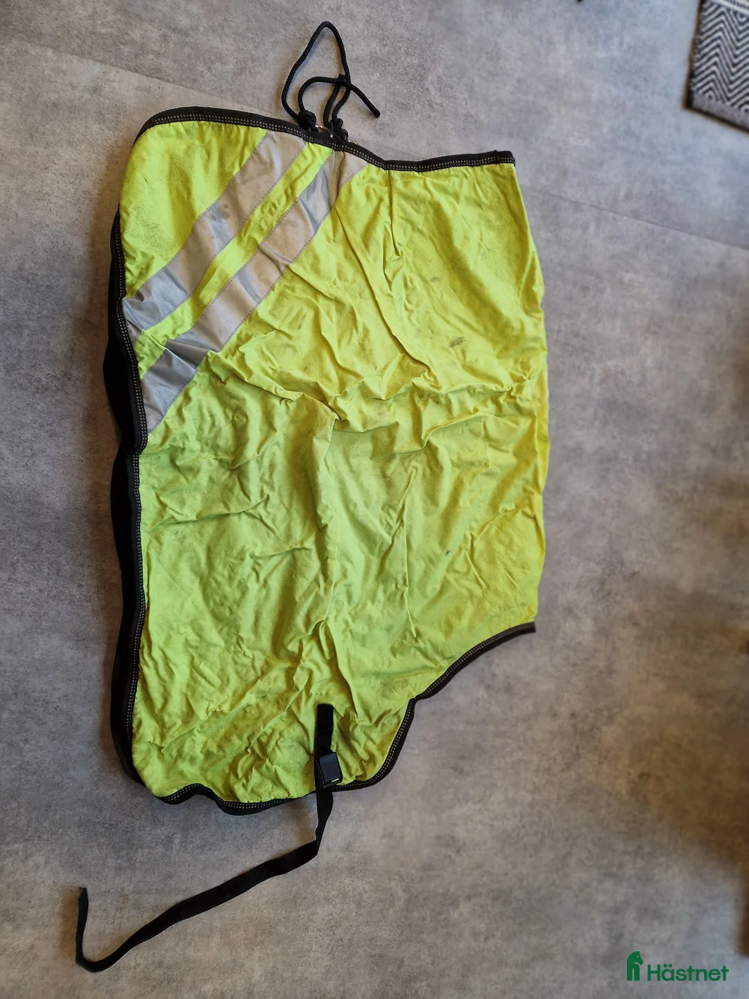 Täcken hästutrustning till salu: Ländtäcke och ridtäcke  i Jönköping - Annons 1