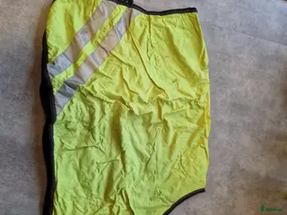 Täcken hästutrustning till salu: Ländtäcke och ridtäcke i Jönköping - Annons 1