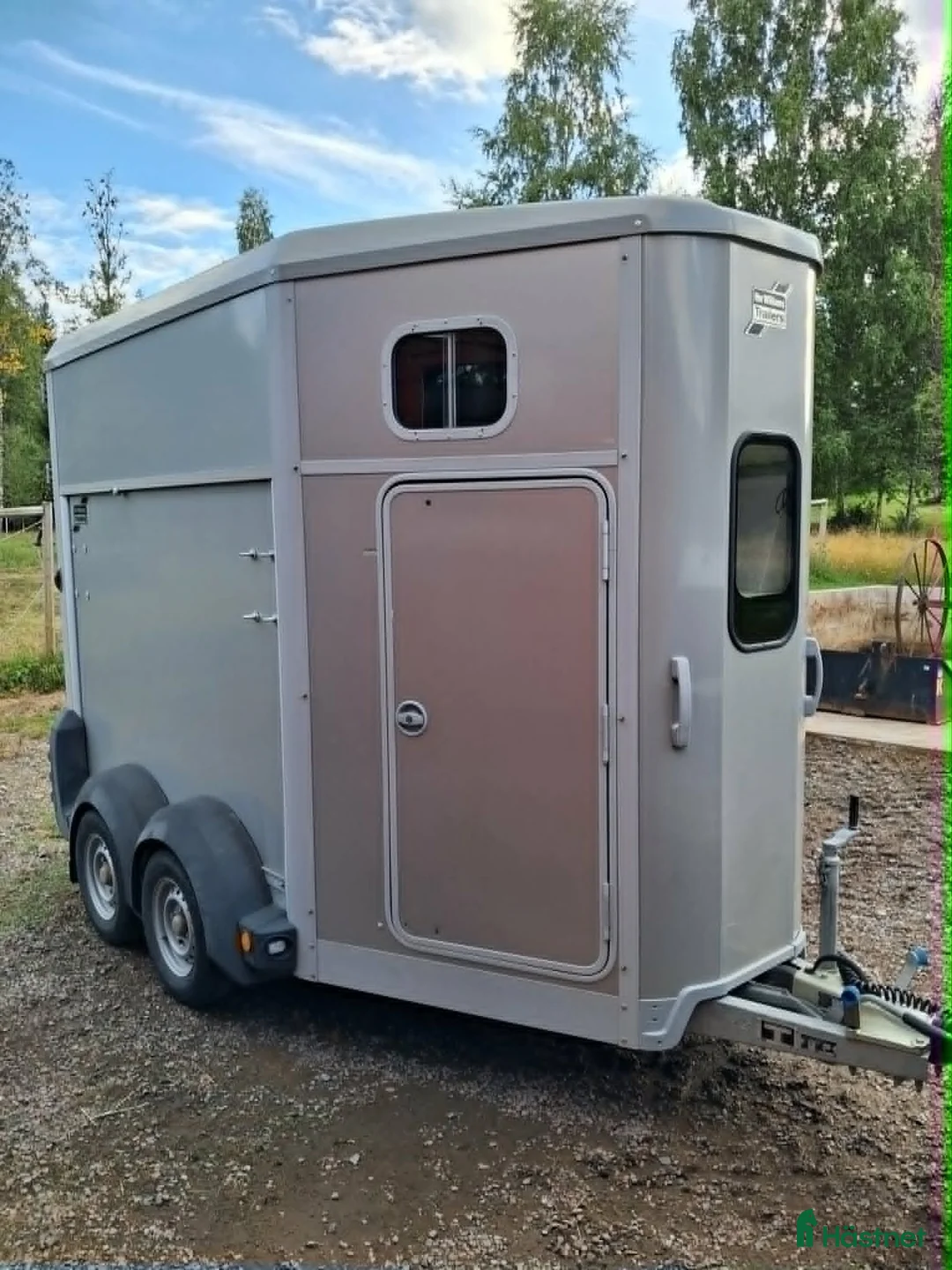 Hästtransporter  fordon & transport till salu: Momsat hästsläp med sulkyfästen - Annons 2