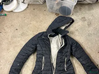 Jackor & Kavajer ryttarutrustning till salu: IUhip kappa!! - Annons 3