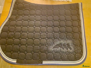 Schabrak & Vojlockar hästutrustning till salu: Equiline schabrak. i Tierp - Annons 4