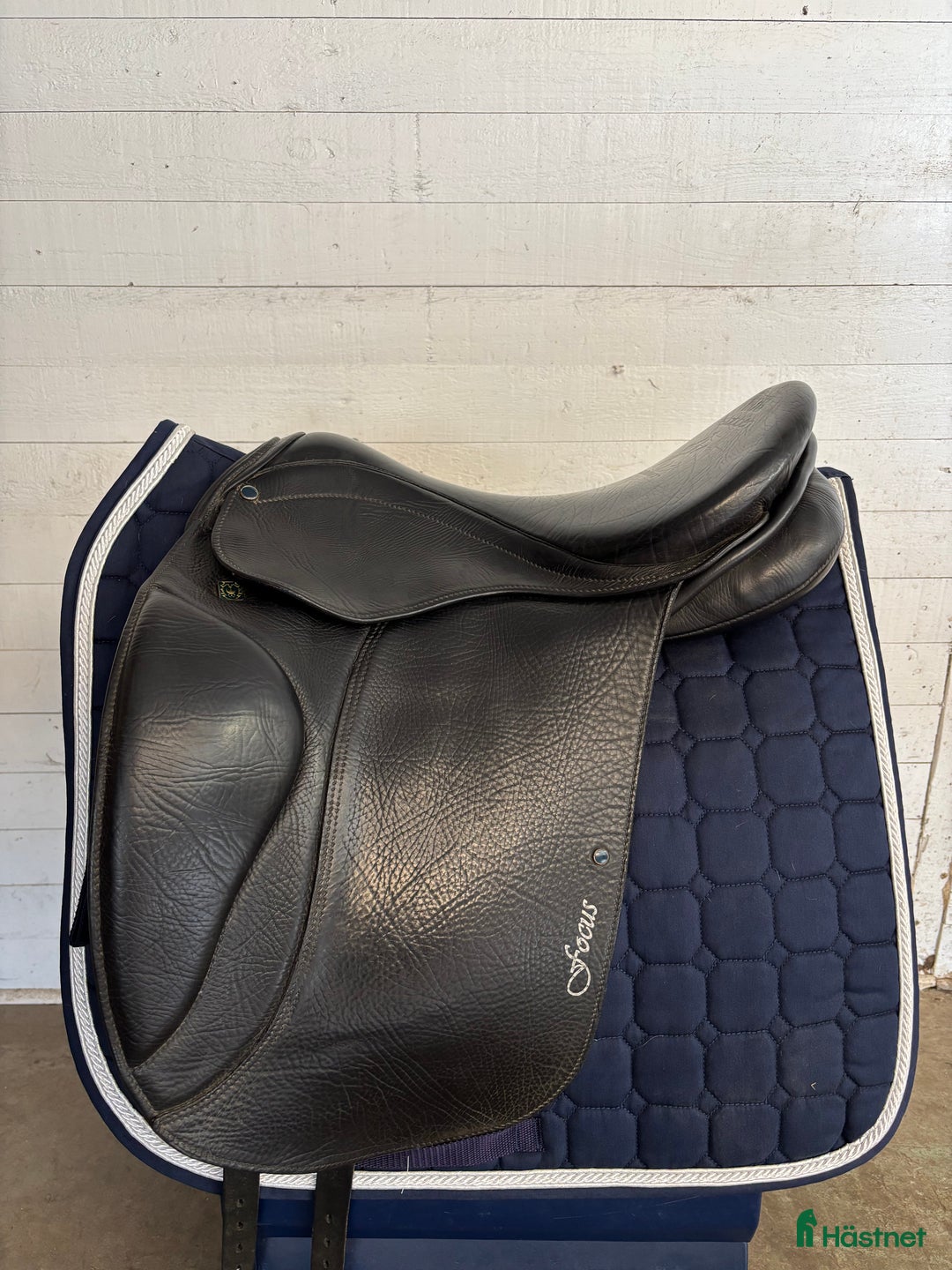 Sadlar hästutrustning till salu: Mängder med sadlar!  i Nossebro - Annons 16