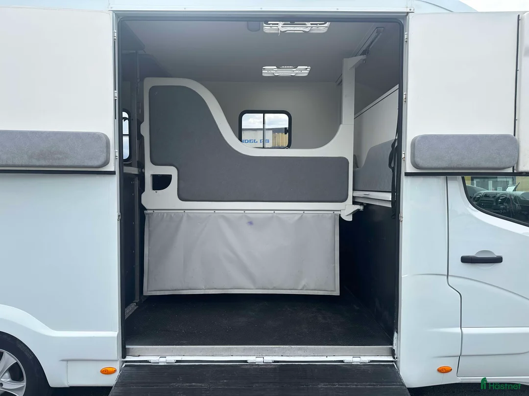 Hästlastbilar  fordon & transport till salu: Renault Master 2,3 dCi / MOMSBIL / 1 års Garanti - Annons 10