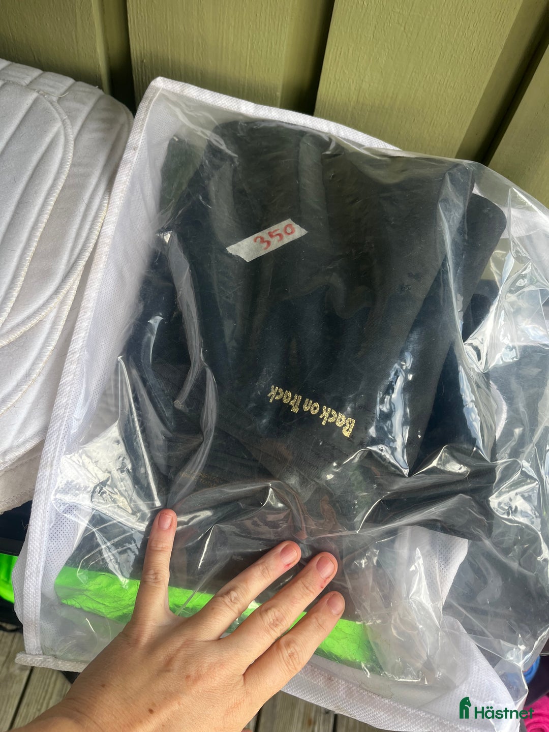 Övrig Hästutrustning hästutrustning till salu: Back on track paddar i Alnö - Annons 1