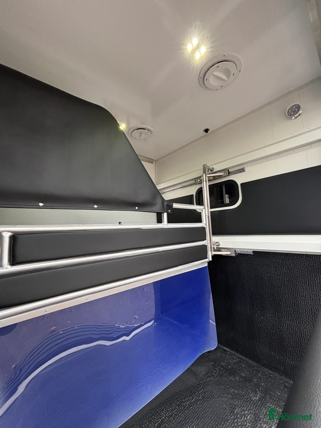 Hästlastbilar  fordon & transport till salu: NY Horsepartner Exclusive hästbil - stuteri i Laholm - Annons 5