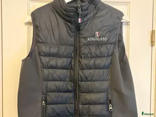 Jackor & Kavajer ryttarutrustning till salu: Kingsland väst - Annons 3