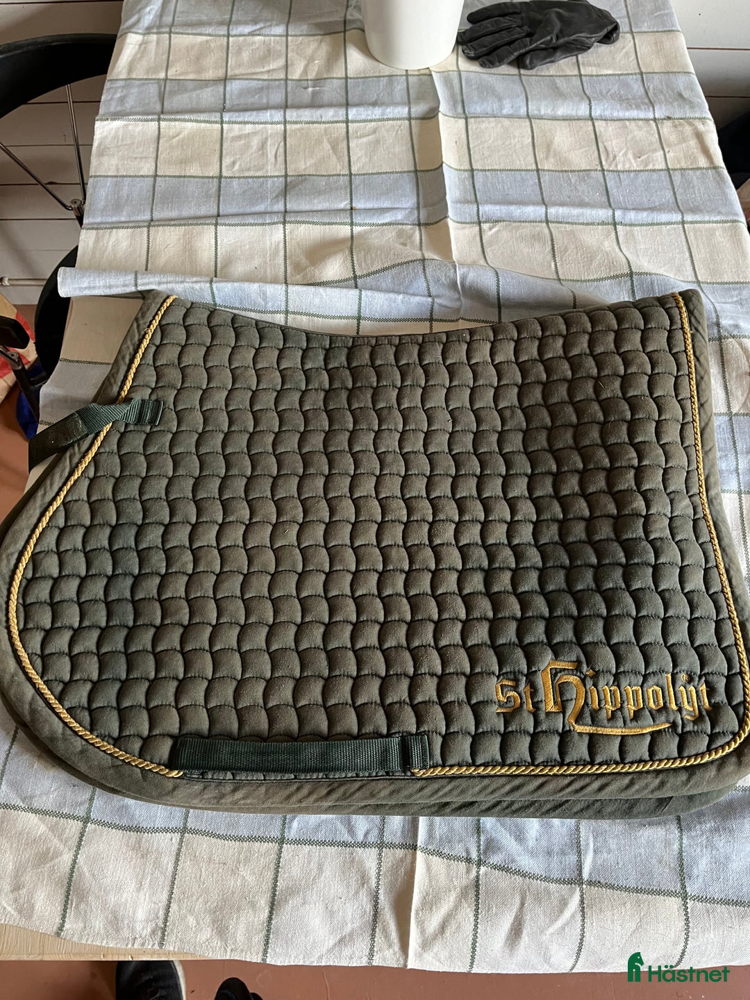 Schabrak & Vojlockar hästutrustning till salu: St hippoligt schabrak  i Sundsvall - Annons 1