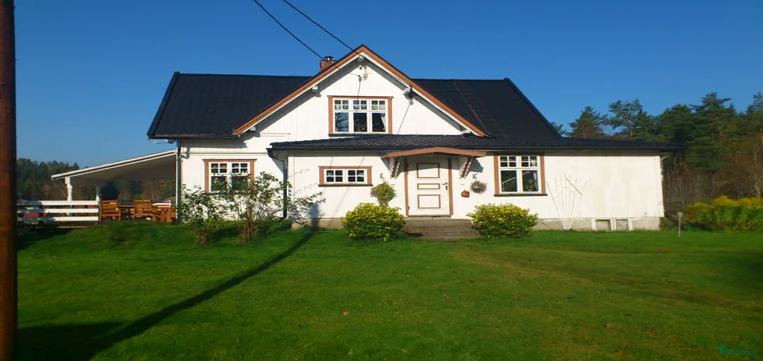 Galleribild {{count}}