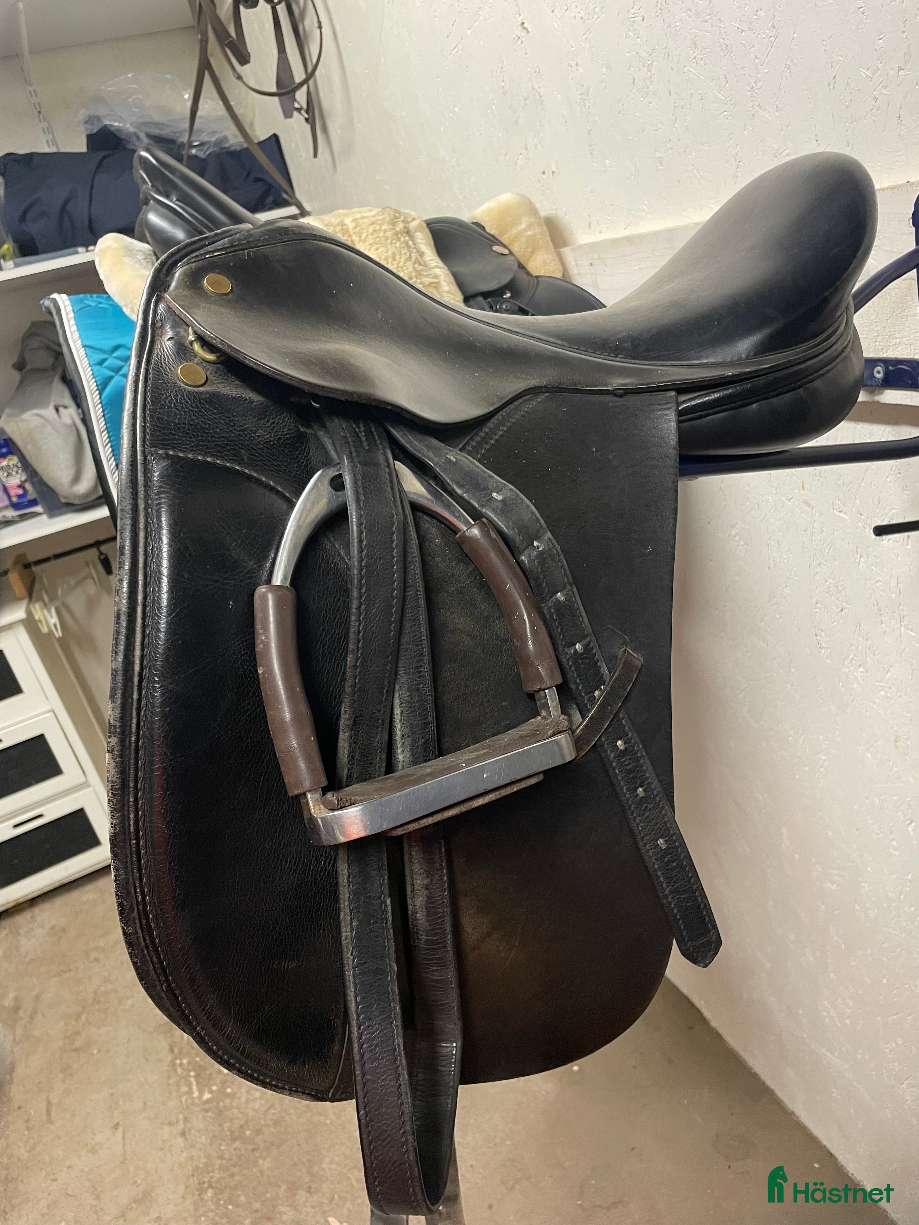 Sadlar hästutrustning Äldre dressyrsadel - Annons 18