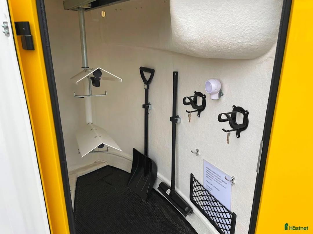 Hästtransporter  fordon & transport till salu: Humbaur Pegasus isolerad glasfiber i Teckomatorp - Annons 8