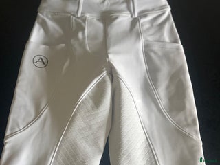 Ridbyxor ryttarutrustning till salu: helt nya alequi ridbyxor i Tierp - Annons 1