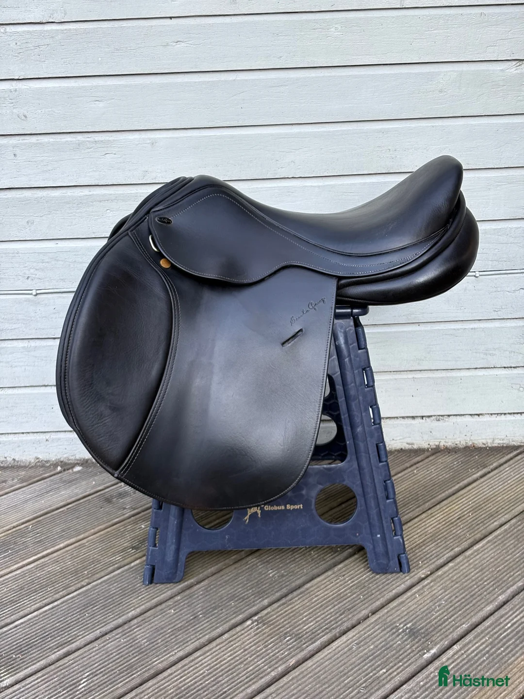 Sadlar hästutrustning till salu: Santa Cruz Celine UG 17” - Annons 2