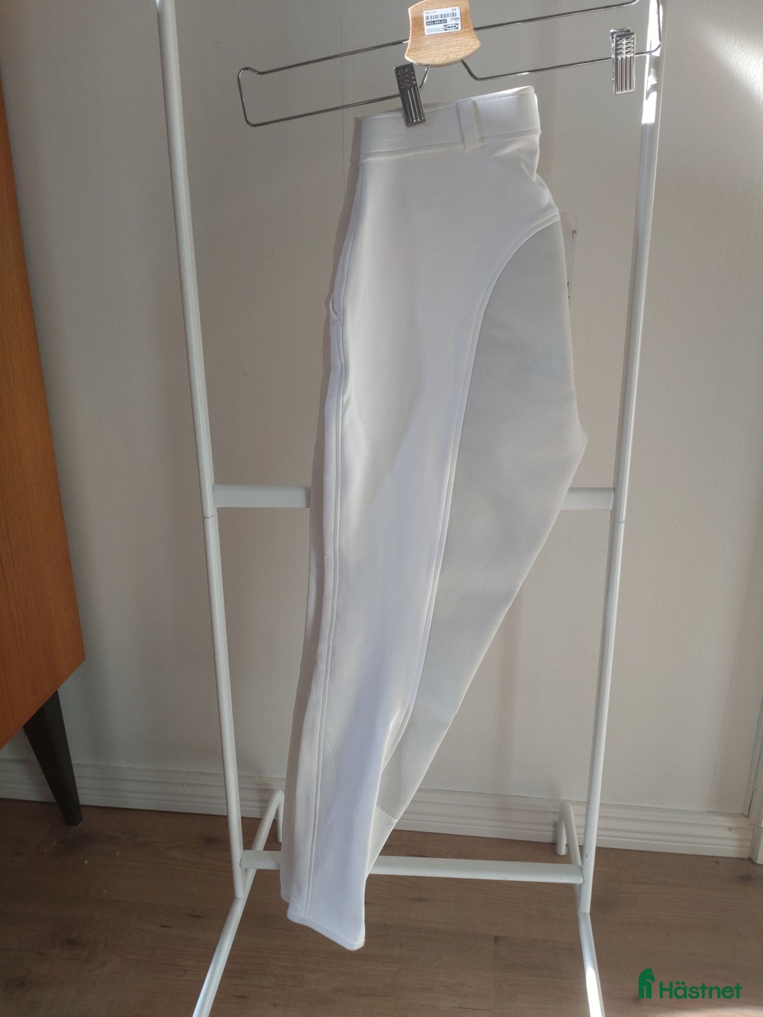 Jackor & Kavajer ryttarutrustning till salu: Tävlingskläder Storlek S, XS och 38 i Järna - Annons 1