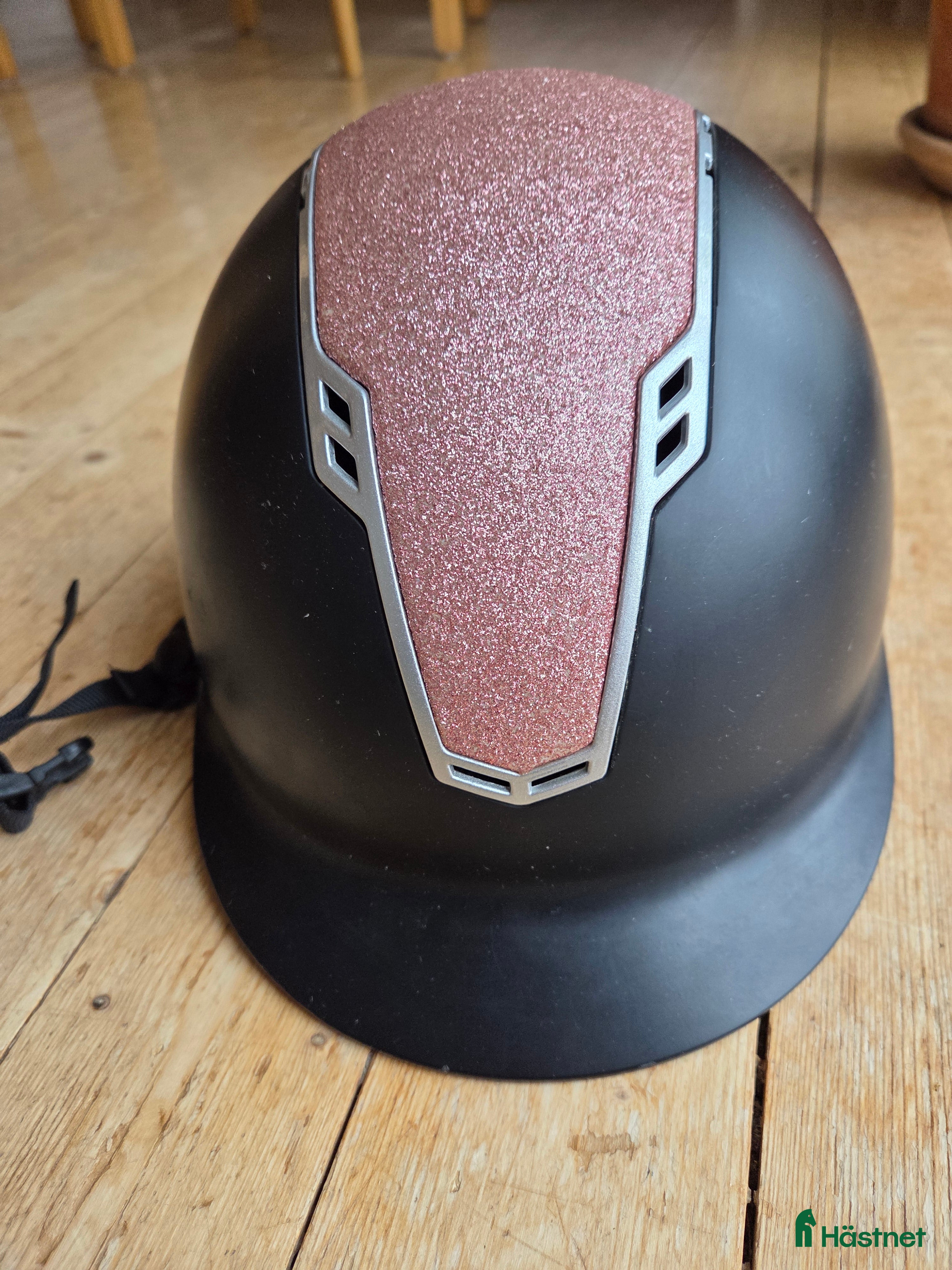 Hjälmar ryttarutrustning till salu: Jacson Philly Mips Svart och rosa  - Annons 4