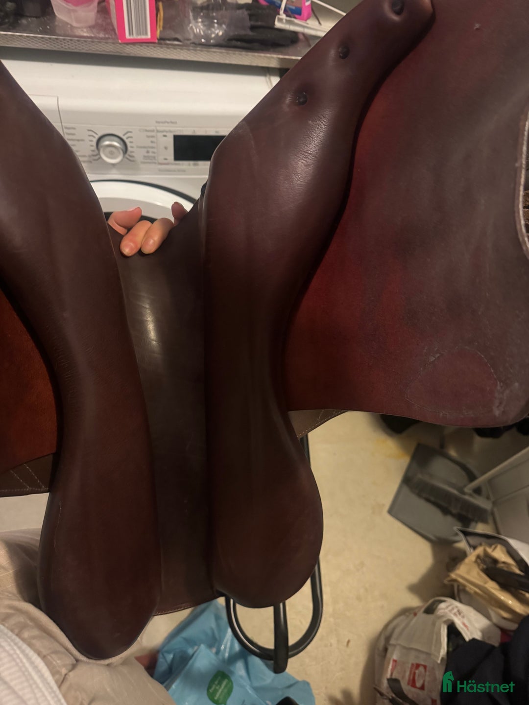 Sadlar hästutrustning till salu: Prestige hoppsadel 17" – brun, wide i Partille - Bild 6