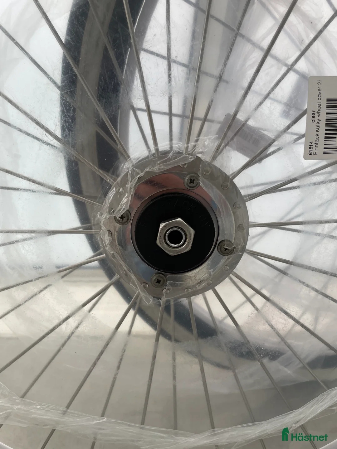 Travsulkys trav till salu: 28” sulkyhjul i nyskick säljes i Täby - Annons 2