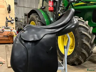 Sadlar hästutrustning Bates Caprilli sadel i Umeå - Annons 20