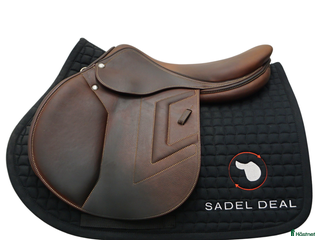 Sadlar hästutrustning till salu: Renaissance F 17" i nyskick! i Upplands Väsby - Annons 4