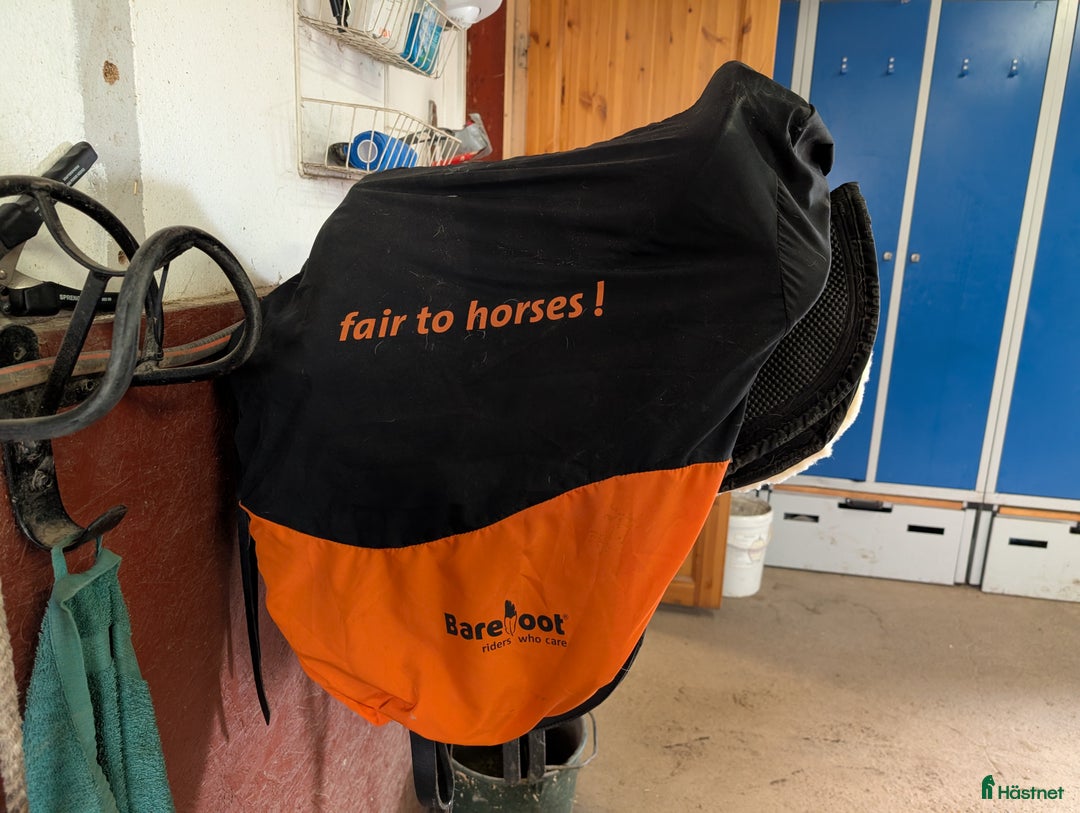 Sadlar hästutrustning till salu: Bomlös Barefoot Cherokee i Säter - Annons 3