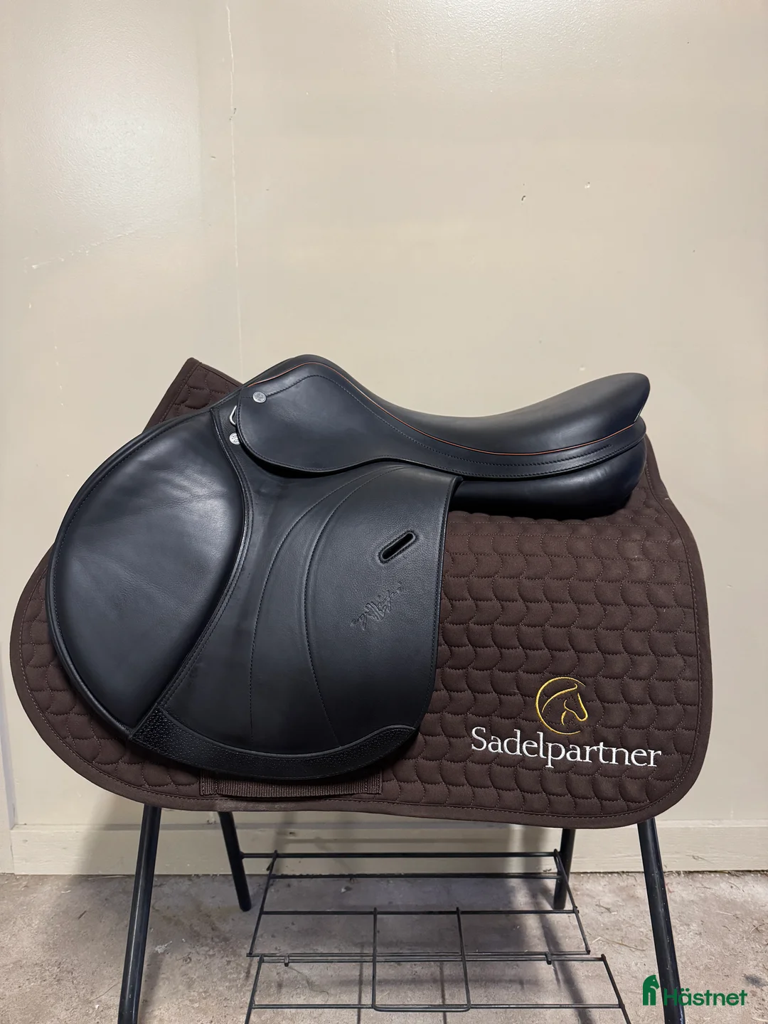 Sadlar hästutrustning till salu: Equipe Expression i Växjö - Annons 1