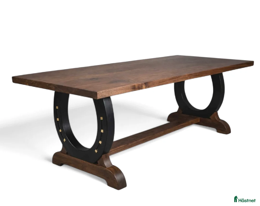  hästservice finnes: Harmoni Ranch - rustikt bord med hästskor  i Kil - Annons 3