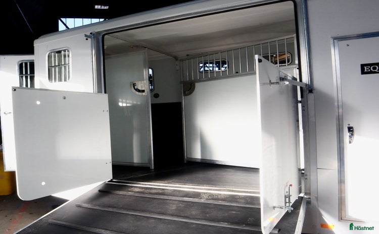 Hästtransporter  fordon & transport till salu i Teckomatorp - Annons 15