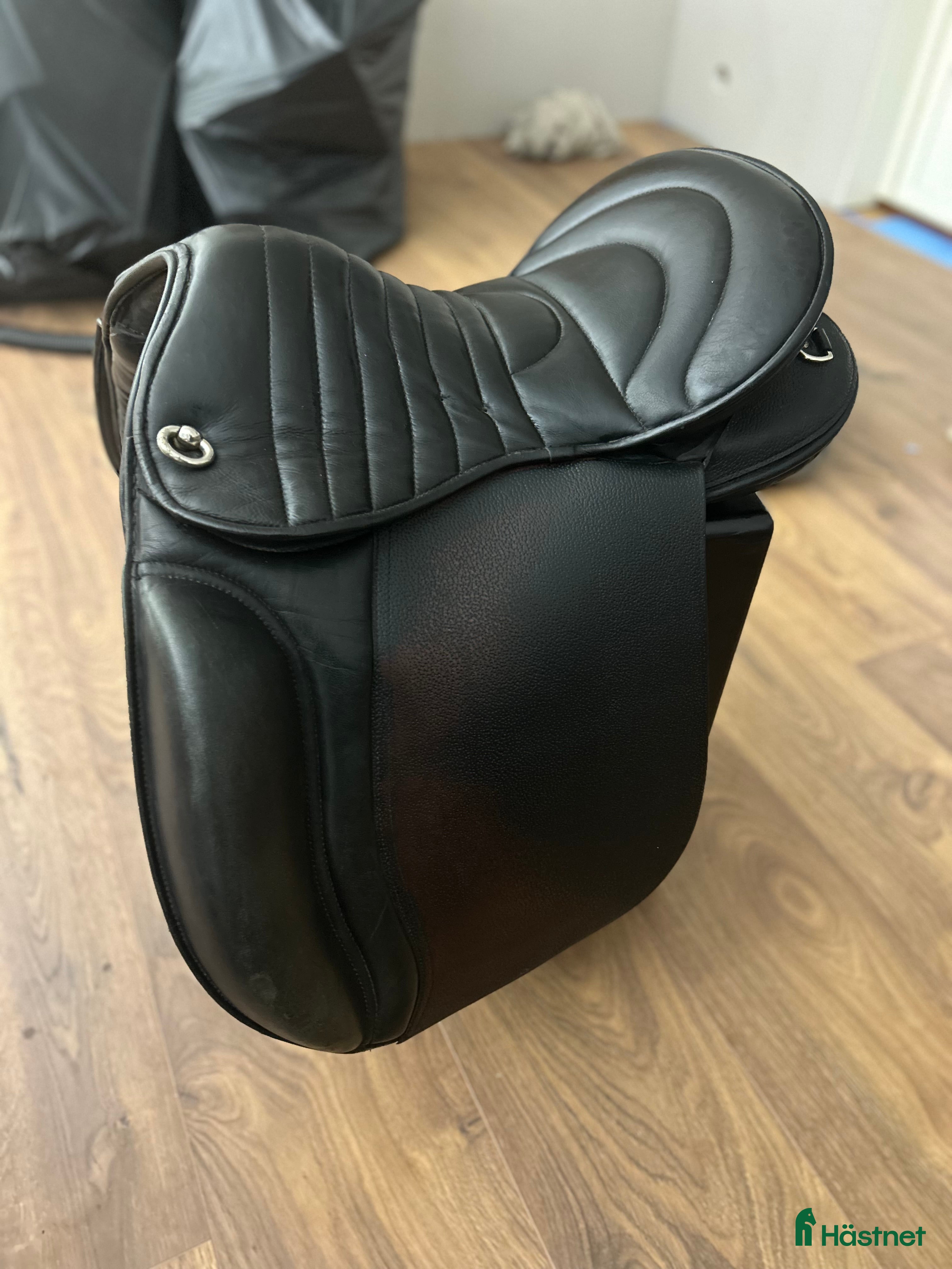 Sadlar hästutrustning Sadel tillsalu i Borlänge - Annons 10