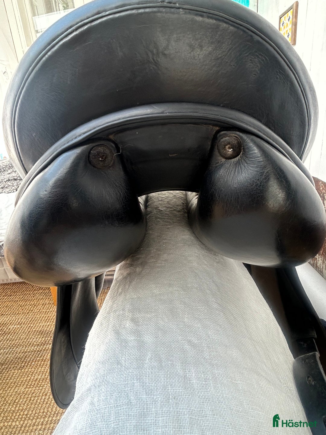 Sadlar hästutrustning till salu: Dressyrsadel Prestige Venus 16’ i Uppsala - Annons 4