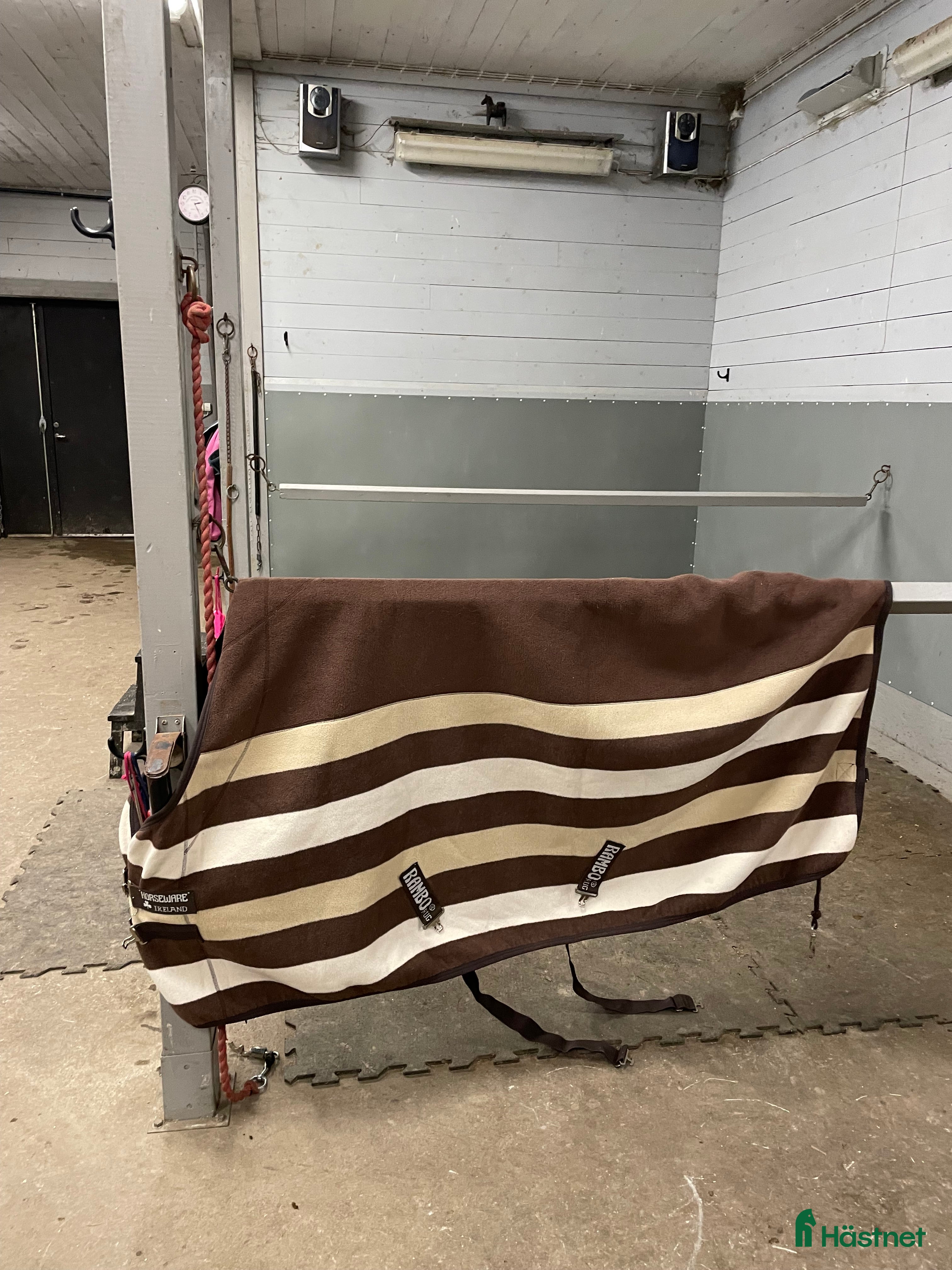 Täcken hästutrustning till salu: Säljer Horsewere täcke! - Annons 8