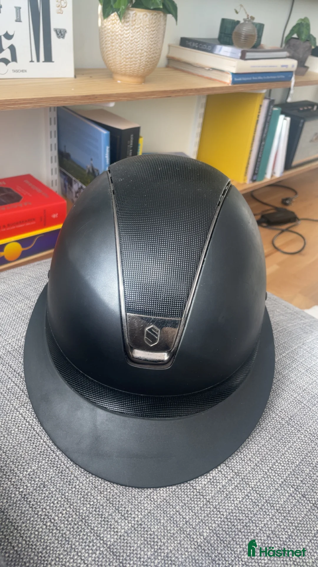 Hjälmar ryttarutrustning till salu: Samsheild hjälm - Annons 1