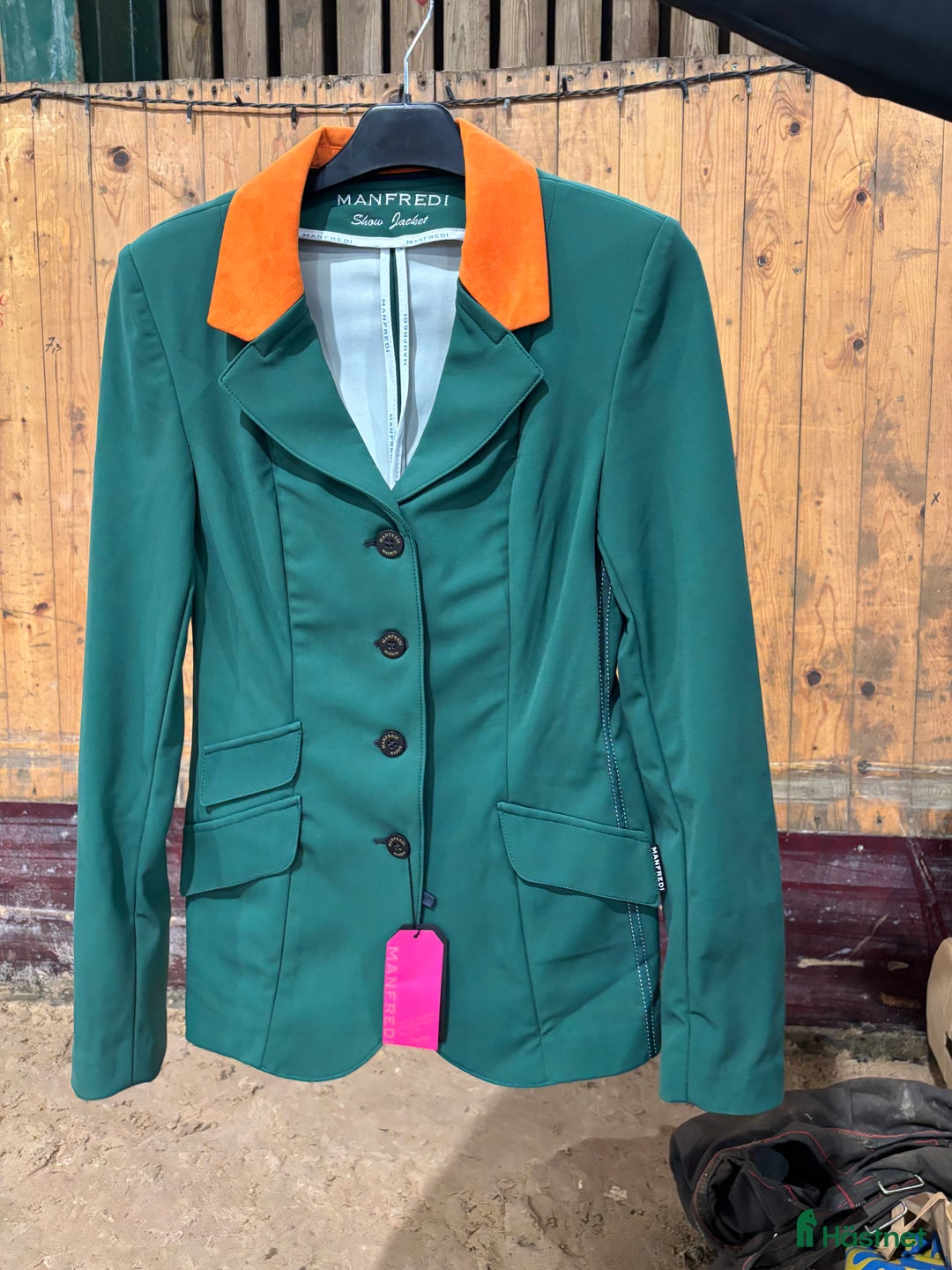 Jackor & Kavajer ryttarutrustning till salu: FYNDA Manfredi Kavaj 85% RABATT i Helsingborg - Annons 3