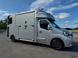 Hästlastbilar fordon & transport till salu: PARAGAN EQUISTAR 3XL i Köping - Annons 1