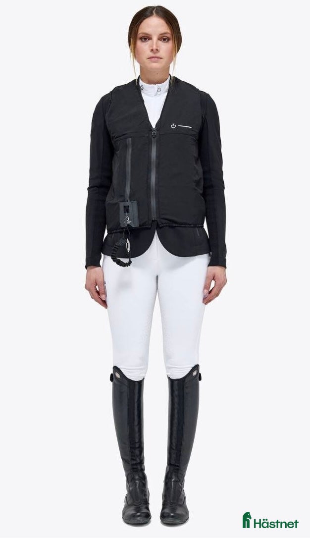 Säkerhetsvästar ryttarutrustning till salu: Airbag Cavalleria Toscana i Gällstad - Annons 8