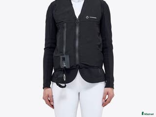 Säkerhetsvästar ryttarutrustning till salu: Airbag Cavalleria Toscana i Gällstad - Annons 18