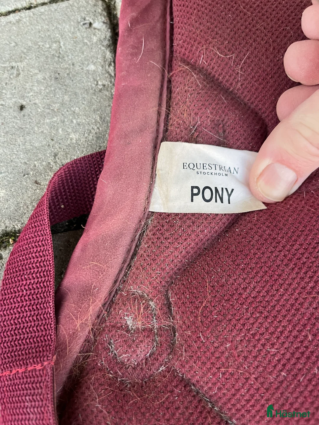 Schabrak & Vojlockar hästutrustning till salu: Equestrian Stockholm Pony i Billdal - Annons 2